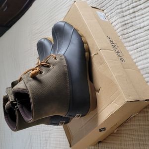 Sperry Salwater brown/olive rain boot womens 9.5 M